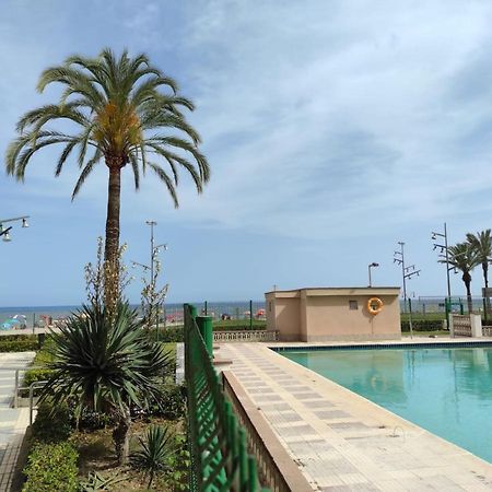 Apartamento La Pineda Luaran gambar
