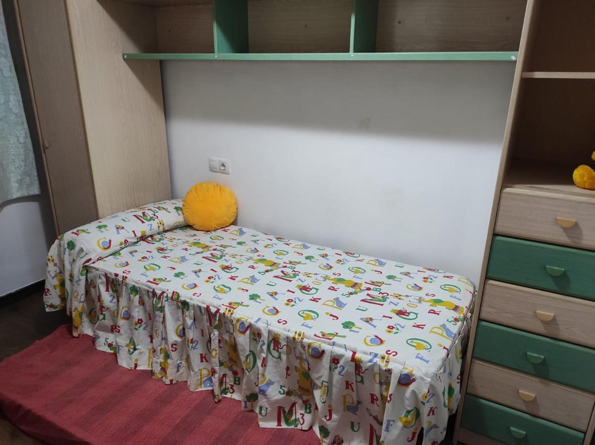 Apartamento La Pineda Luaran gambar