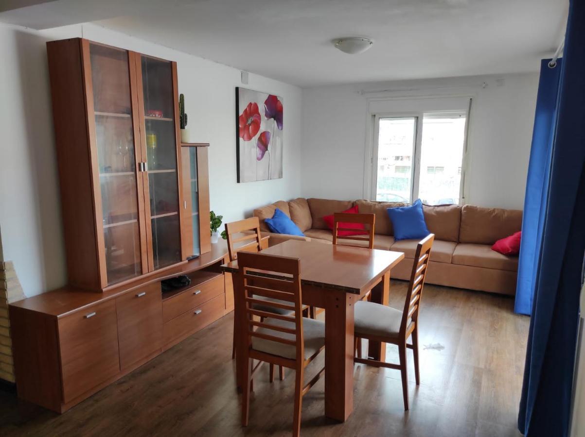 Apartamento La Pineda Luaran gambar